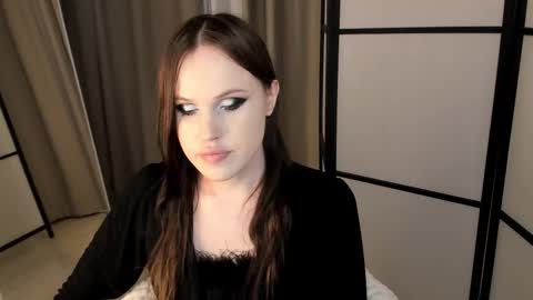 Effie Mur online show from March 2026 04:59:01 PM