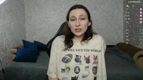 Snapshot of effy_gray chatting on May 2026 08:02:02 PM Anna online show from May 2026 08:02:02 PM
