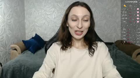 Snapshot of effy_gray chatting on May 2026 07:53:02 PM Anna online show from May 2026 07:53:02 PM