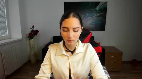 Snapshot of effy_royse chatting on February 2026 12:49:01 PM Effy Royse online show from February 2026 12:49:01 PM