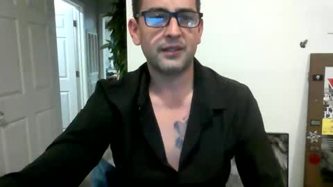 Snapshot of eguevara555500 chatting on April 2026 11:47:02 AM SilverBulture online show from April 2026 11:47:02 AM