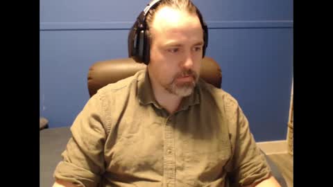 Snapshot of ehmac84 chatting on November 2025 01:09:02 PM Eh Mac online show from November 2025 01:09:02 PM