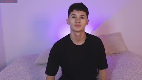 Eiden Blake online show from December 2025 03:46:02 AM