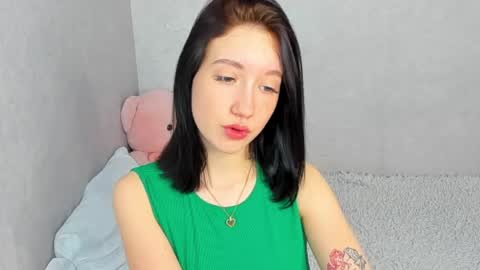 eileenmoores online show from April 2026 05:02:02 AM