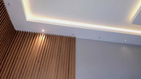 Eilin online show from December 2024 05:31:01 PM