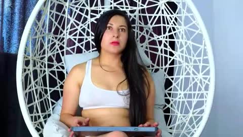 Snapshot of eimy__cute chatting on October 2025 08:05:02 PM eimy__cute online show from October 2025 08:05:02 PM