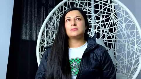 eimy__cute online show from November 2025 06:52:01 PM