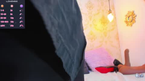 Eimy online show from February 2025 12:25:01 AM