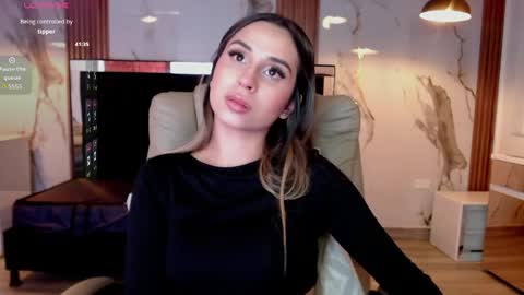 Snapshot of eimy_rose1 chatting on June 2026 08:24:01 PM Eimy rose online show from June 2026 08:24:01 PM