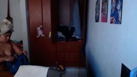 eimy_saenzz online show from March 2026 02:08:01 PM