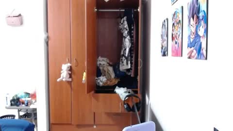 Snapshot of eimy_saenzz chatting on April 2026 01:41:01 AM eimy_saenzz online show from April 2026 01:41:01 AM
