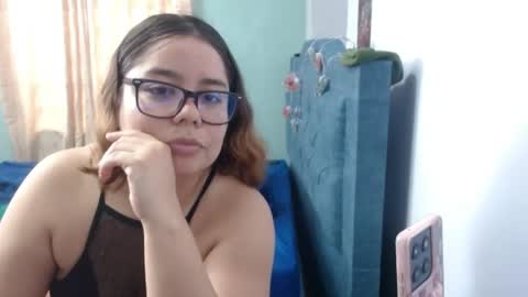 Snapshot of eimy_saenzz chatting on May 2026 04:14:01 PM eimy_saenzz online show from May 2026 04:14:01 PM