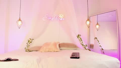 Snapshot of eimy_stonne chatting on May 2026 08:06:02 PM eimy_stonne online show from May 2026 08:06:02 PM