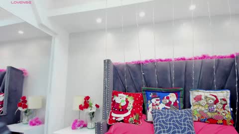 Snapshot of eimy_youn chatting on January 2025 03:38:02 AM Eymmy online show from January 2025 03:38:02 AM