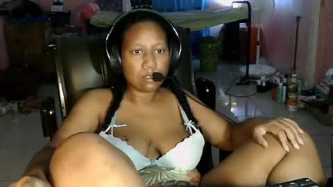 Eirondra Valeen online show from March 2026 02:04:02 AM