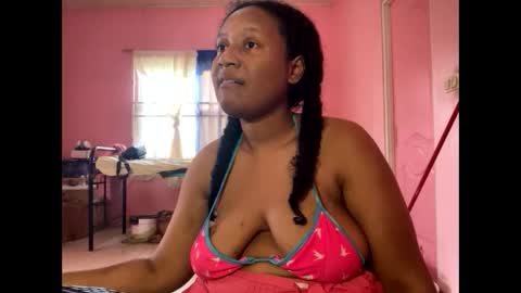 Eirondra Valeen online show from April 2026 07:58:02 PM