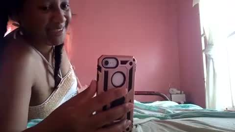Snapshot of eirondra_valeen chatting on July 2026 01:50:01 PM Eirondra Valeen online show from July 2026 01:50:01 PM