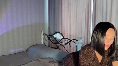 Lisa online show from March 2026 12:01:02 PM