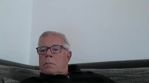 Snapshot of eisbaer1957 chatting on October 2025 12:41:02 PM eisbaer1957 online show from October 2025 12:41:02 PM