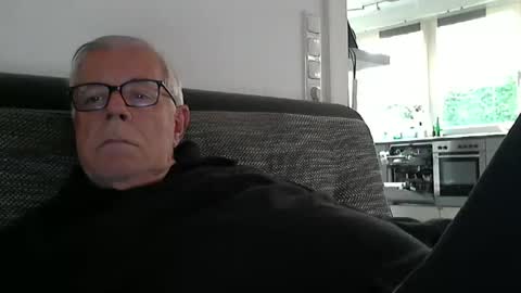 Snapshot of eisbaer1957 chatting on October 2025 02:23:02 PM eisbaer1957 online show from October 2025 02:23:02 PM