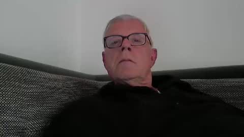 Snapshot of eisbaer1957 chatting on March 2026 05:17:02 PM eisbaer1957 online show from March 2026 05:17:02 PM