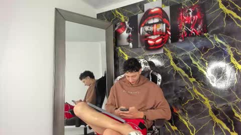 Snapshot of eithan__boy chatting on February 2026 12:17:02 PM Eithan online show from February 2026 12:17:02 PM