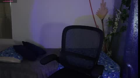 Eithan online show from April 2026 08:14:01 PM