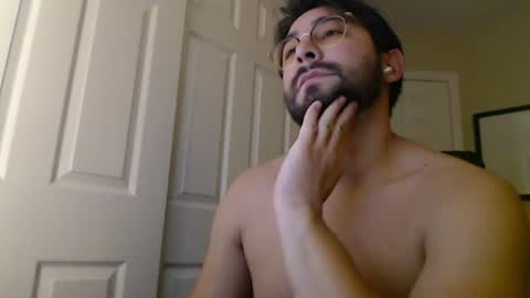 Snapshot of el_bonbon_rico chatting on June 2026 01:39:01 AM el bonbon rico online show from June 2026 01:39:01 AM