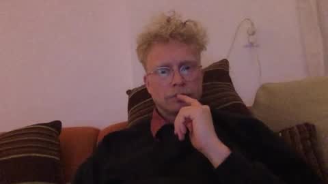 MrE online show from February 2026 07:37:01 PM