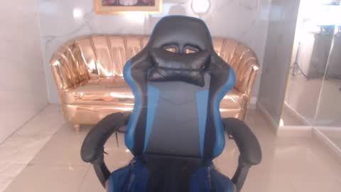 Snapshot of ela_boob_s chatting on January 2026 08:36:02 PM ELA online show from January 2026 08:36:02 PM