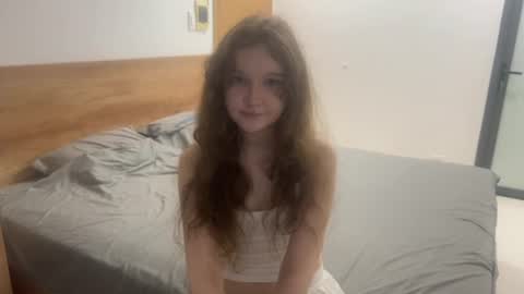 Ela online show from June 2026 07:29:01 PM
