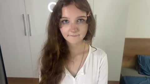 Ela online show from July 2026 08:37:01 PM