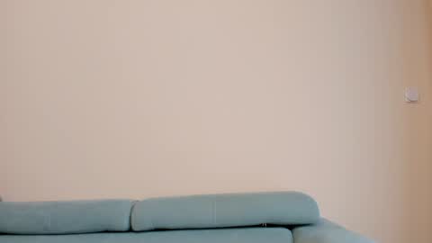 Ela online show from January 2025 10:39:02 AM