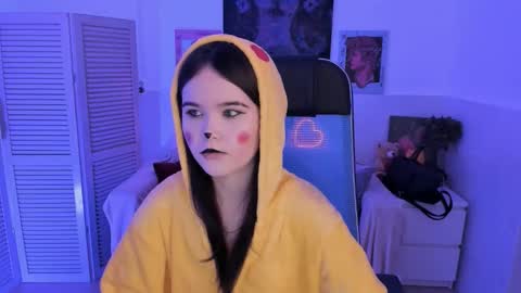 Your sweet girl online show from November 2025 08:07:01 PM