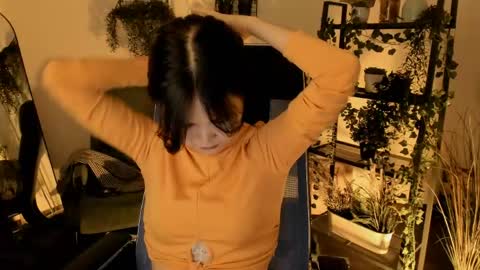 Snapshot of elainebeness chatting on June 2026 07:27:02 PM Your sweet girl online show from June 2026 07:27:02 PM