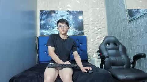 Elan Giralon online show from March 2026 12:27:02 AM