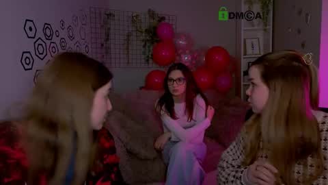 Snapshot of elani_grey chatting on February 2026 11:17:01 AM elani online show from February 2026 11:17:01 AM