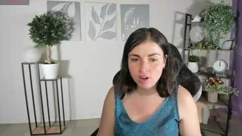 Snapshot of elara_starfall chatting on July 2026 05:35:02 AM Marta online show from July 2026 05:35:02 AM