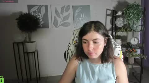 Snapshot of elara_starfall chatting on July 2026 05:37:01 AM Marta online show from July 2026 05:37:01 AM