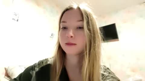 MIa online show from February 2026 01:44:02 PM