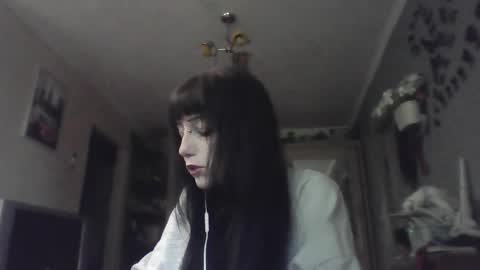 Snapshot of elaynetanton chatting on May 2026 08:11:01 AM Lia online show from May 2026 08:11:01 AM