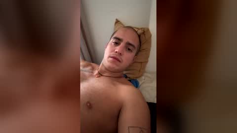 elcarlo1996 online show from March 2026 12:27:01 PM