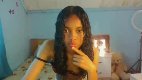 eldie69 online show from November 2025 01:24:03 PM