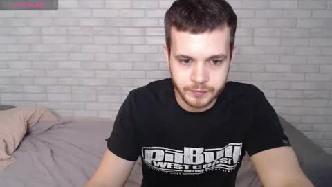 Snapshot of electric_smile chatting on March 2026 03:01:02 PM Alex online show from March 2026 03:01:02 PM