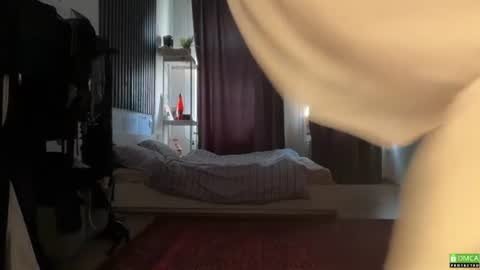 Snapshot of electric_woman chatting on June 2026 01:24:02 PM Aleksa online show from June 2026 01:24:02 PM