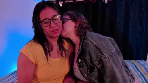 Snapshot of electricnightsxxx chatting on May 2026 08:17:01 PM LEXA CLARKE online show from May 2026 08:17:01 PM