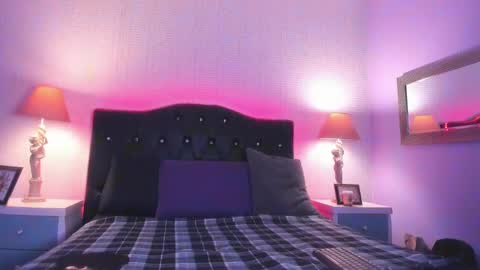 Snapshot of elegant_wolf chatting on December 2024 09:06:02 AM Elegant online show from December 2024 09:06:02 AM