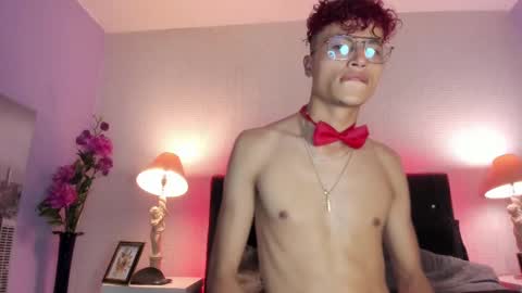 Snapshot of elegant_wolf chatting on December 2024 08:55:02 AM Elegant online show from December 2024 08:55:02 AM