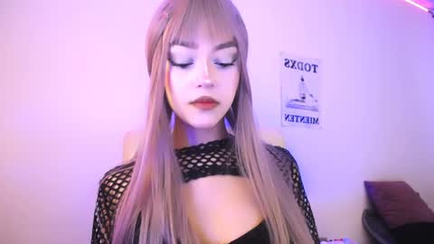 Snapshot of elektra_sky11 chatting on April 2026 09:01:01 PM Elektra Sky online show from April 2026 09:01:01 PM