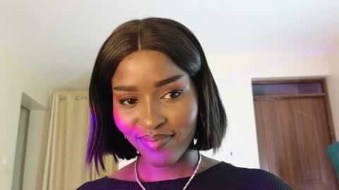 Snapshot of elena_love1111 chatting on February 2025 04:17:02 PM Elena online show from February 2025 04:17:02 PM